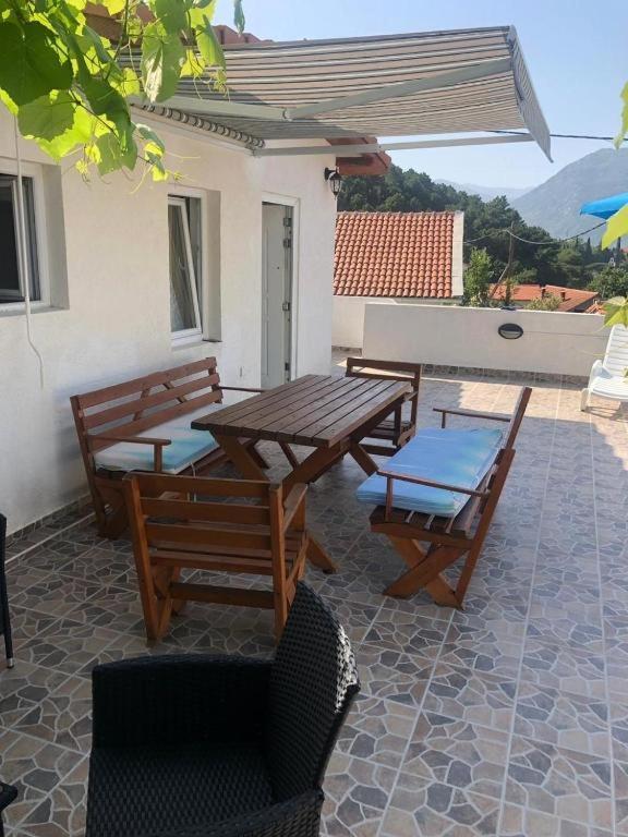 קוטור Alisa Sea View Apartment Prcanj מראה חיצוני תמונה
